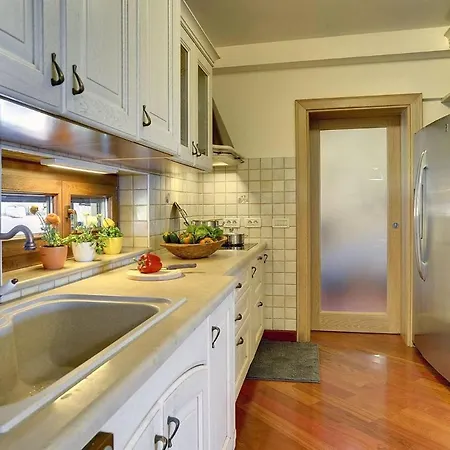 Sunny Flowers Villa Pomer