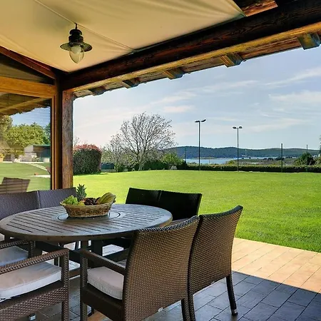 Villa Sunny Flowers *