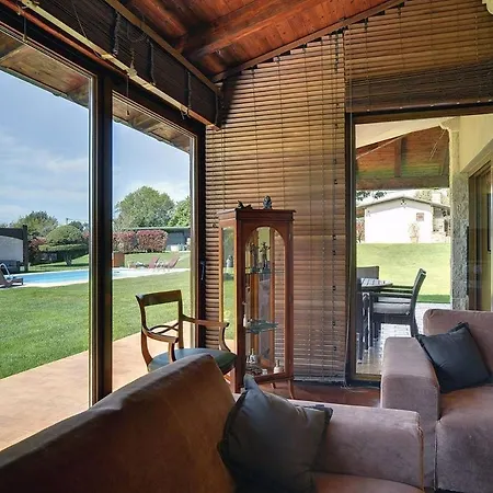 Sunny Flowers Villa Pomer