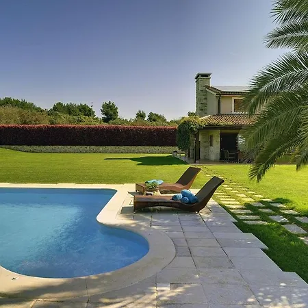 Villa Sunny Flowers Pomer